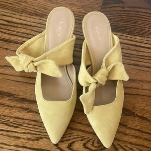 Botkier Pale Yellow Kitten Heel